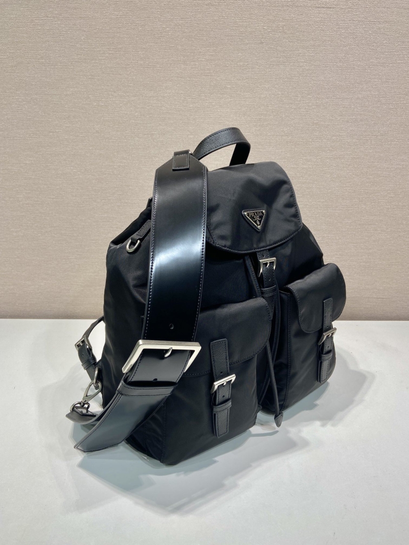 Pra*a backpacks